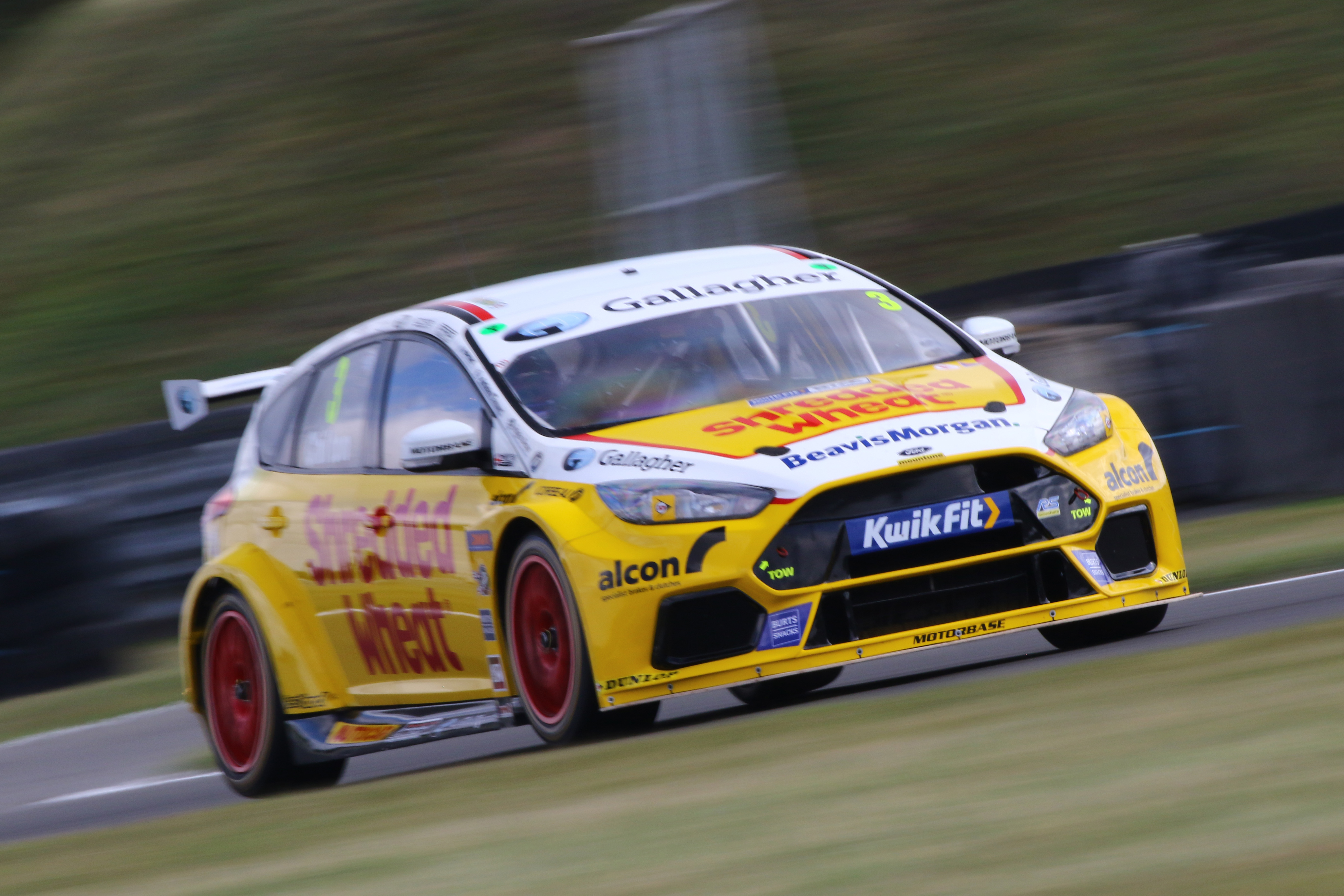 MaXpeedingRods Blog | An Automotive Blog from MaXpeedingRods - Tom Chilton (GBR) Motorbase Performance Ford Focus