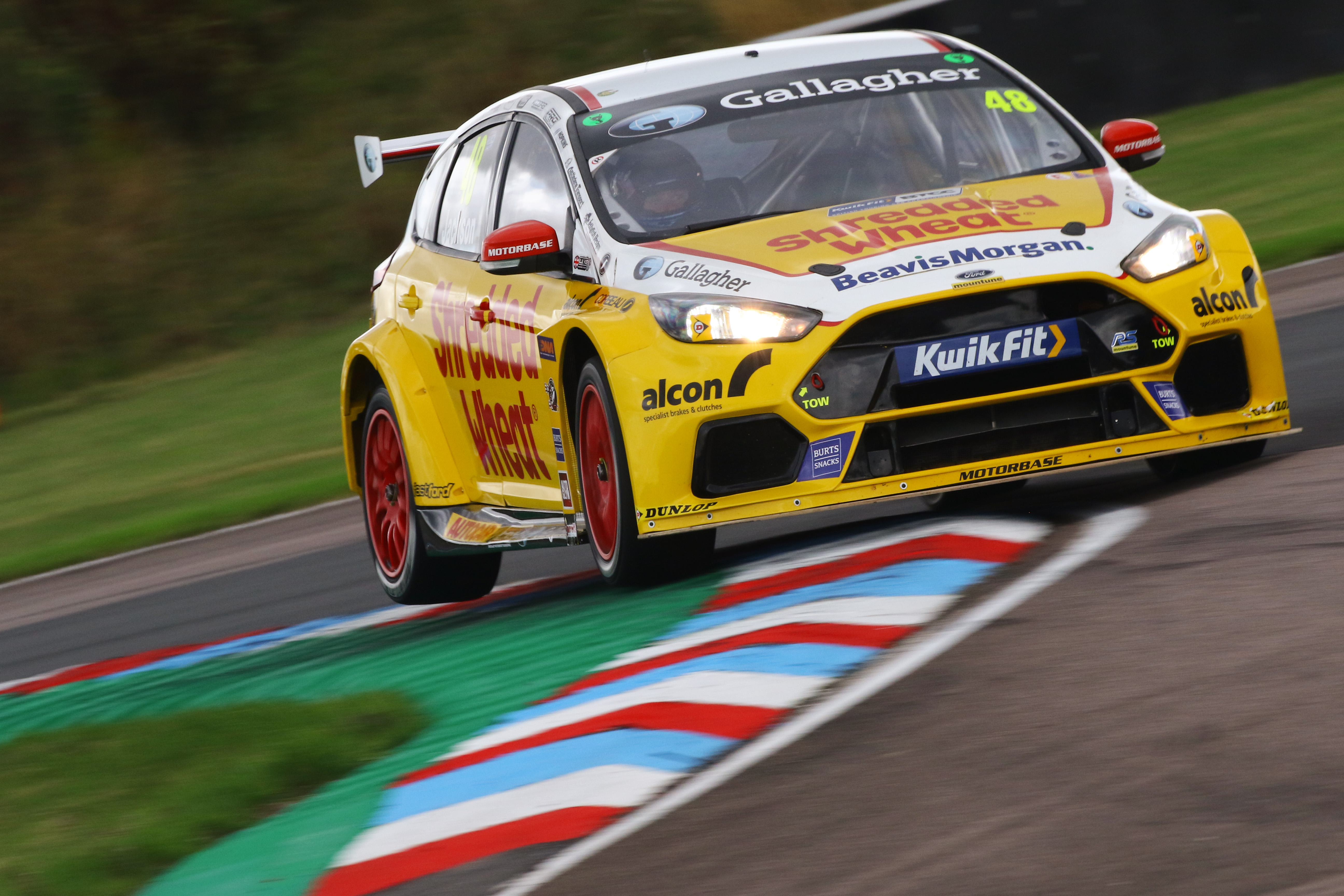 MaXpeedingRods Blog | An Automotive Blog from MaXpeedingRods - Tom Chilton (GBR) Motorbase Performance Ford Focus