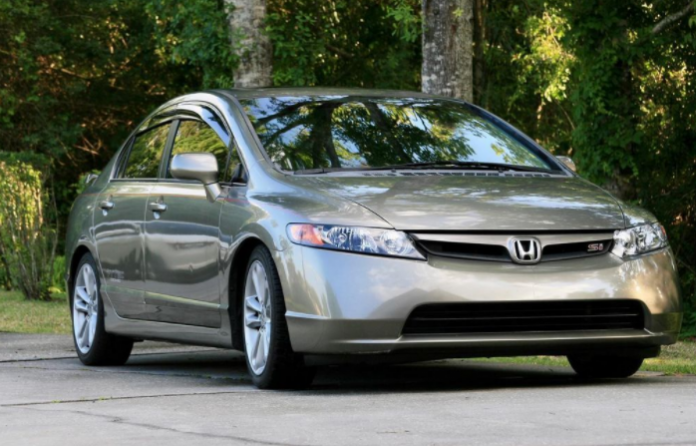 3A16E9C4-6370-45cd-BE8B-0957CACDF963 the 8th generation Civic Si